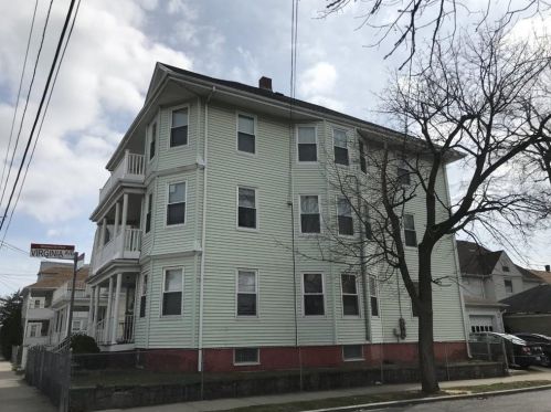 236 Indiana Ave, Providence, RI 02905-4404