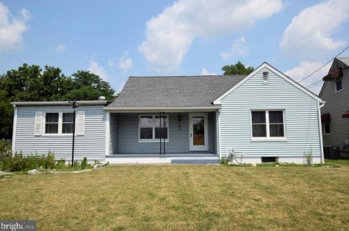 949 Frederick Pike, Littlestown, PA 17340-9776