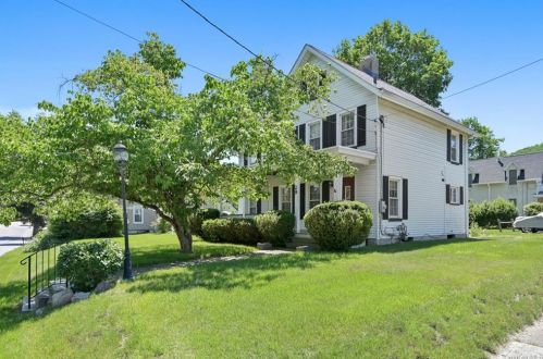 29 Fourth St, Hillburn, NY 10931-1196