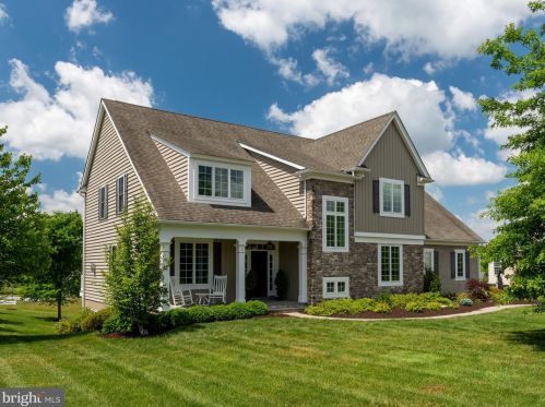 2 Hadley Ln, Glen Mills, PA 19342-1676