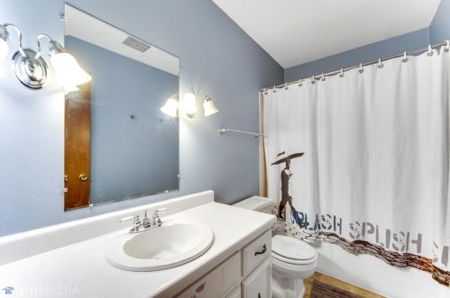 4102 Bloomingdale Ave, Valpo IN  46383-1914 exterior