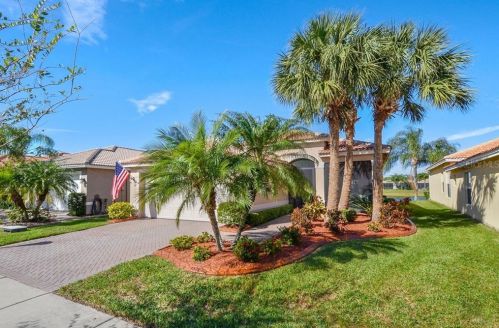 15787 Crystal Waters Dr, Wimauma, FL 33598-4018