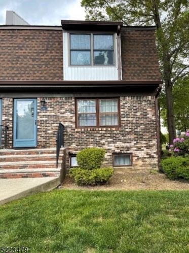 89 Stedwick Dr, Mount Olive, NJ 07828-3738
