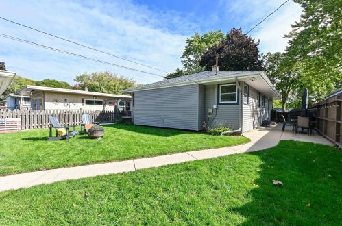 2101 116, Milwaukee WI 53226-2106 exterior