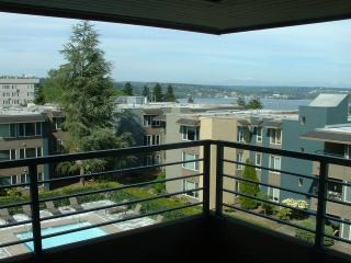 14812 Bothell Way, Seattle WA  98155-7601 exterior