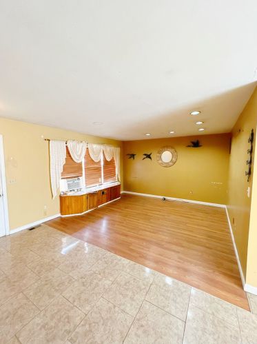 42 Bridger Blvd, Central Islip, NY 11722-3623