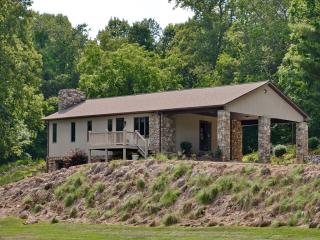 112 Spivey Mountain Rd, Asheville, NC 28806-9419
