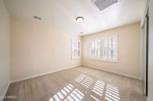 3437 Valerie Dr, Chandler AZ  85286-2371 exterior