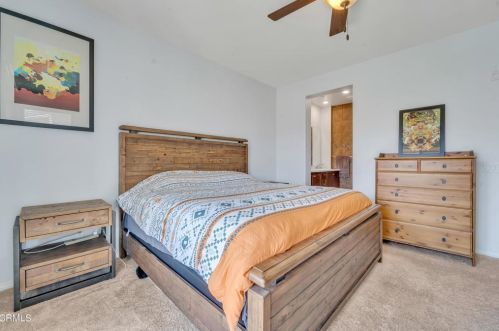28778 Calle De La Paz Dr, Santa Clarita CA  91354-3006 exterior