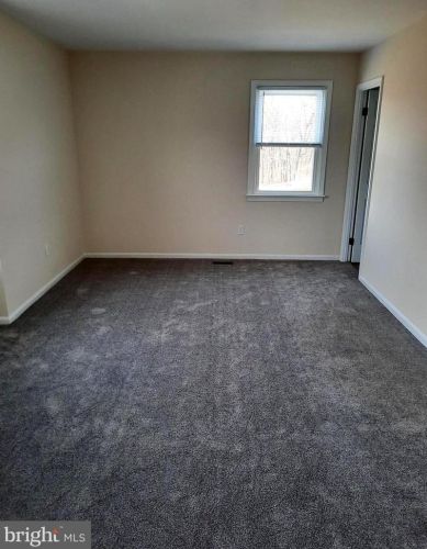 946 Allenview Dr, Navy Sup Dpt PA  17055-8605 exterior