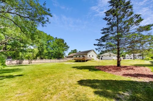 25206 Kickapoo Dr, Kansasville WI  53139-9708 exterior