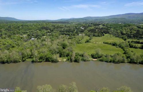 702 Richview Rd, Rileyville VA  22650-1739 exterior