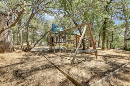 17790 Hitch Ct, Lake Wildwood CA  95946-9648 exterior