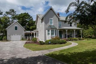 105 Sandpiper Ct, Newport, NC 28570-6519