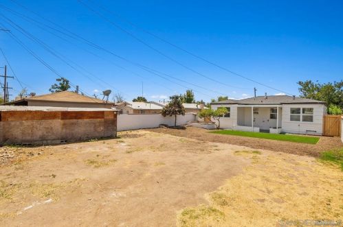 703 40th St, San Diego CA  92102-4505 exterior