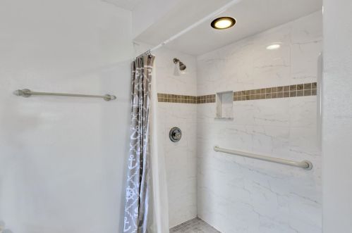 205 Lucerne Dr, De Bary FL  32713-3015 exterior