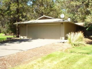 61431 Little John Ln, Bend OR  97702-2206 exterior