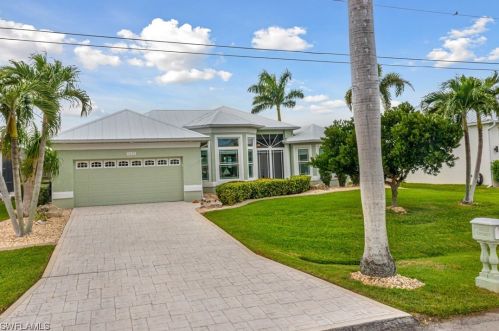 5220 20th Ave, Cape Coral, FL 33914-6820
