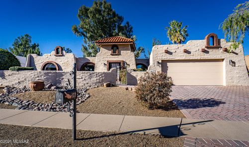 327 Paseo De Golf, Green Valley, AZ 85614-3318