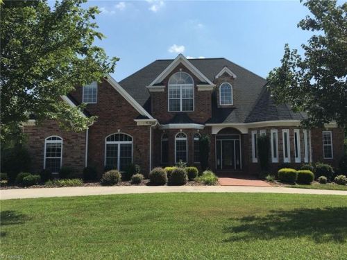 6002 Old Orchard Rd, Kernersville, NC 27284-8095