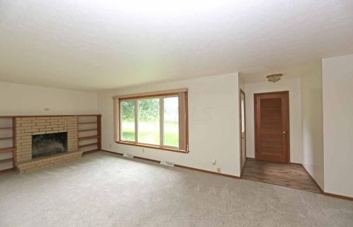 14288 Wooster Rd, Mount Vernon, OH 43050-9780
