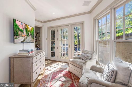 4520 Dexter St, Washington DC 20007-1018 exterior