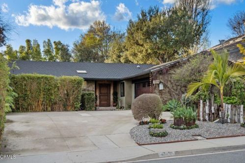 4819 Oakwood Ave, La Canada CA  91011-2541 exterior