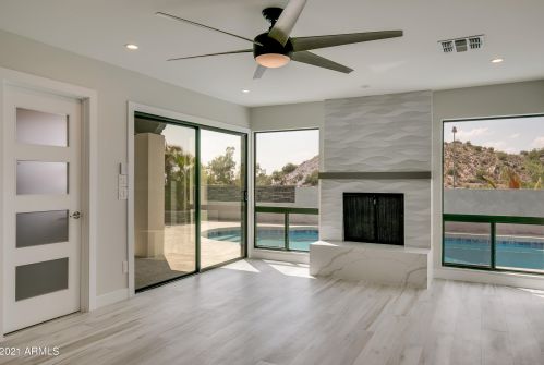 7614 20th St, Phoenix AZ  85020-4703 exterior