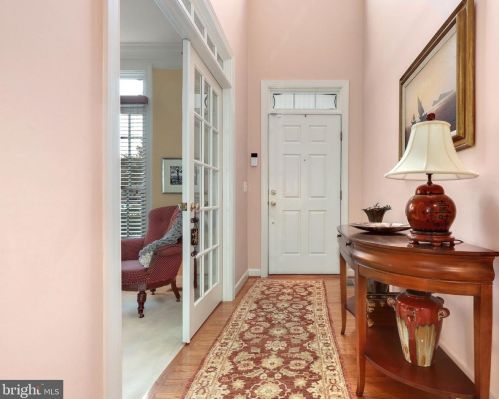 7743 Porters Hill Ln, Lorton, VA 22079-4713