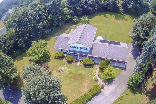 116 Todd Dr, Milford, CT 06461-2042