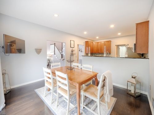 84 Ln Costa Dr, Annandale NJ  08801-1665 exterior