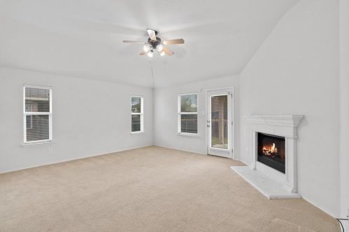 327 Swenson Dr, Monadale, TX 78634-4376