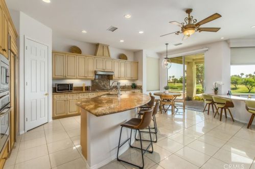 57780 Black Diamond, La Quinta CA  92253-8780 exterior