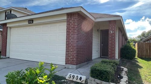 5904 Parkview Hills Ln, Fort Worth, TX 76179-3799