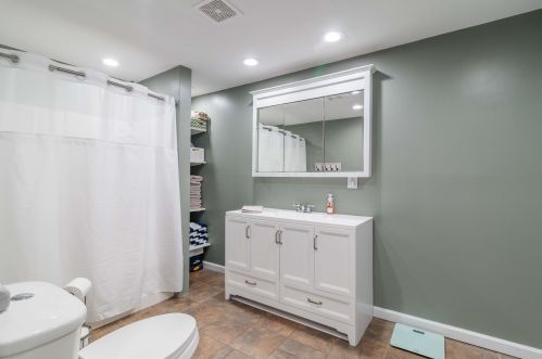 115 High St, Hebron OH  43025-9038 exterior