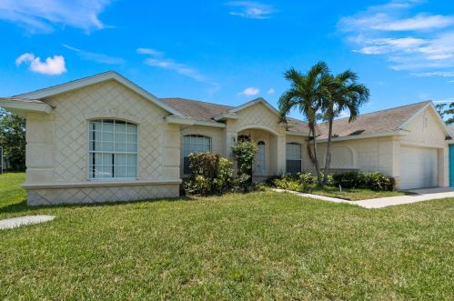 1014 Placetas Ave, Fort Pierce, FL 34953-3478