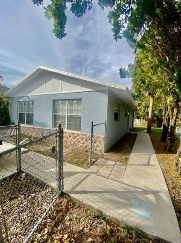 5857 Bermuda Cir, West Palm Beach, FL 33407-1849
