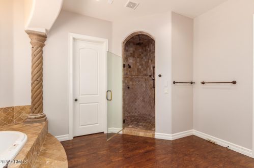 2710 Cattle Dr, Gilbert AZ  85297-8116 exterior