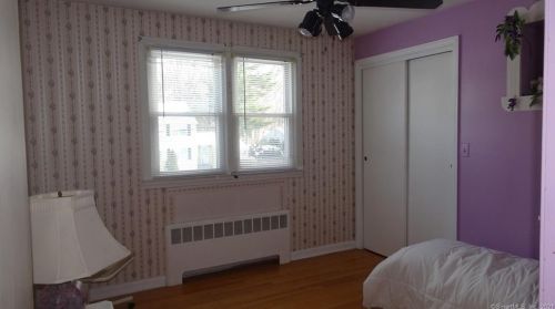 30 Duval St, Manchester CT 06042-2816 exterior