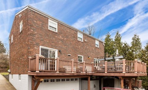 1783 Chessland St, Pittsburgh PA 15205-4063 exterior