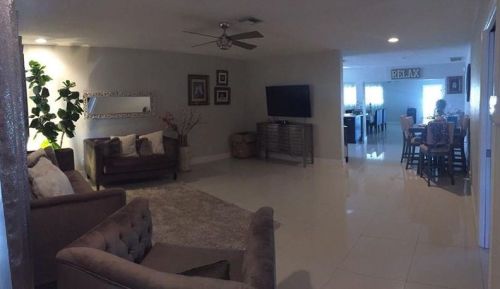 4051 41st Ct, Hollywood, FL 33021-1819