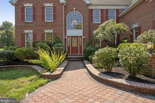 38 Harvest Ln, Hockessin, DE 19707-2095