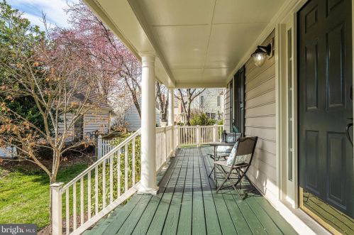 6504 Summerton Way, Springfield, VA 22150-1163