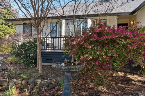 1898 Bennett Meadows Ln, Santa Rosa CA  95405-8375 exterior