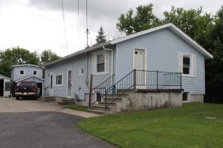 39 Martin St, Massena Center, NY 13662-1145