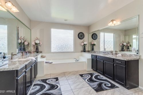 18415 Prt Royale Ln, Sun City AZ  85379-4720 exterior