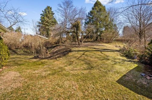 213 Hankey Farms Dr, Noblestown PA 15071-9301 exterior