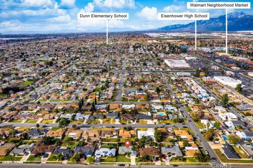 1032 Sycamore Ave, Rialto CA  92376-4422 exterior