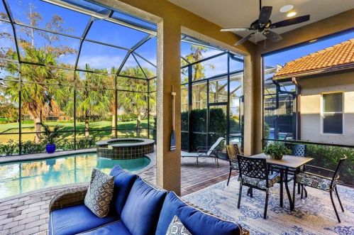 6488 Caldecott Dr, Naples FL  34113-3193 exterior