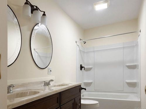 15 Rivervale Rd, Middletown NY  10940-6813 exterior